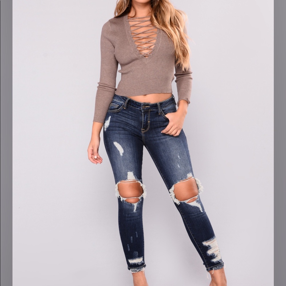 Show A Little More Lace Up Top - Mocha Size S